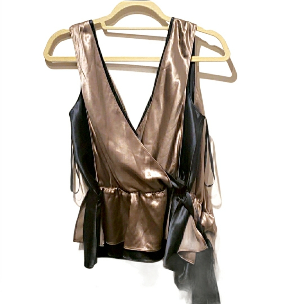 Diane von Furstenberg Sleeveless Wrap blouse